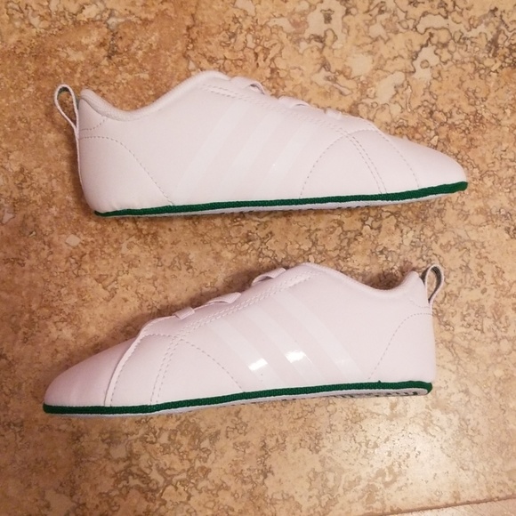 Toddler Adidas - Picture 2 of 4